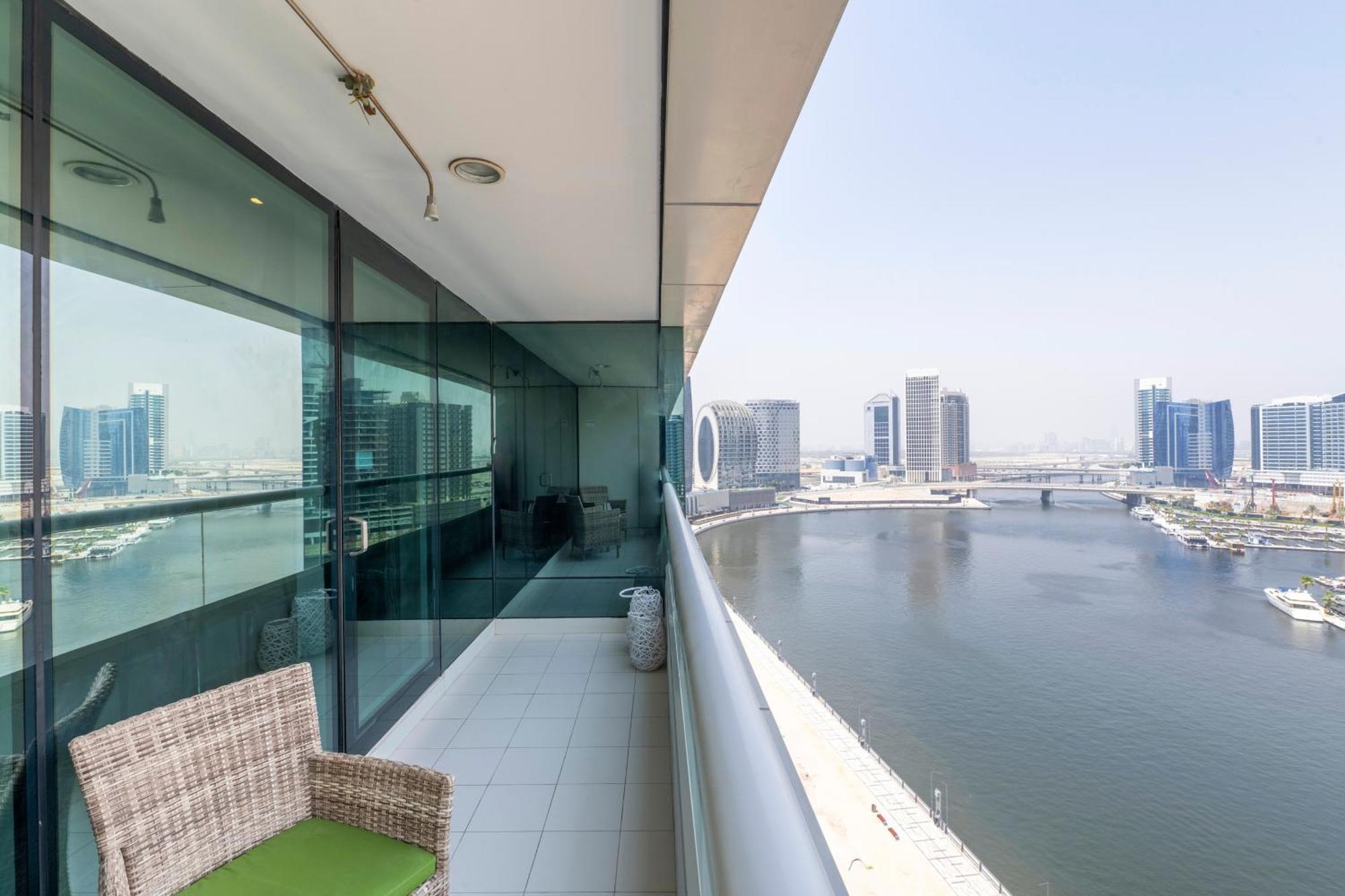 دبي Damac Canal Views Residences المظهر الخارجي الصورة