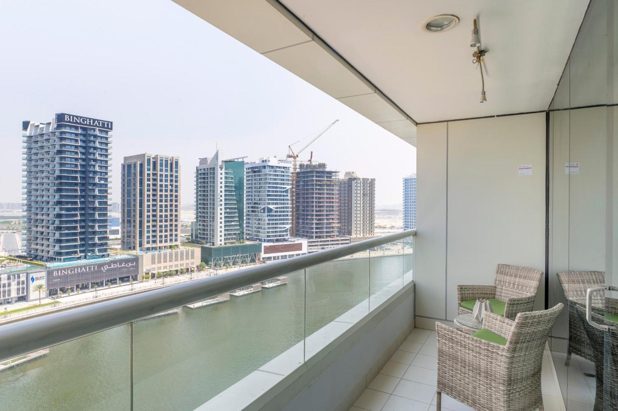 دبي Damac Canal Views Residences المظهر الخارجي الصورة